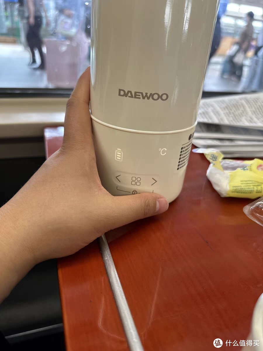 大宇无线恒温杯便携式恒温壶婴儿专用冲奶外出泡奶神器保温可烧水